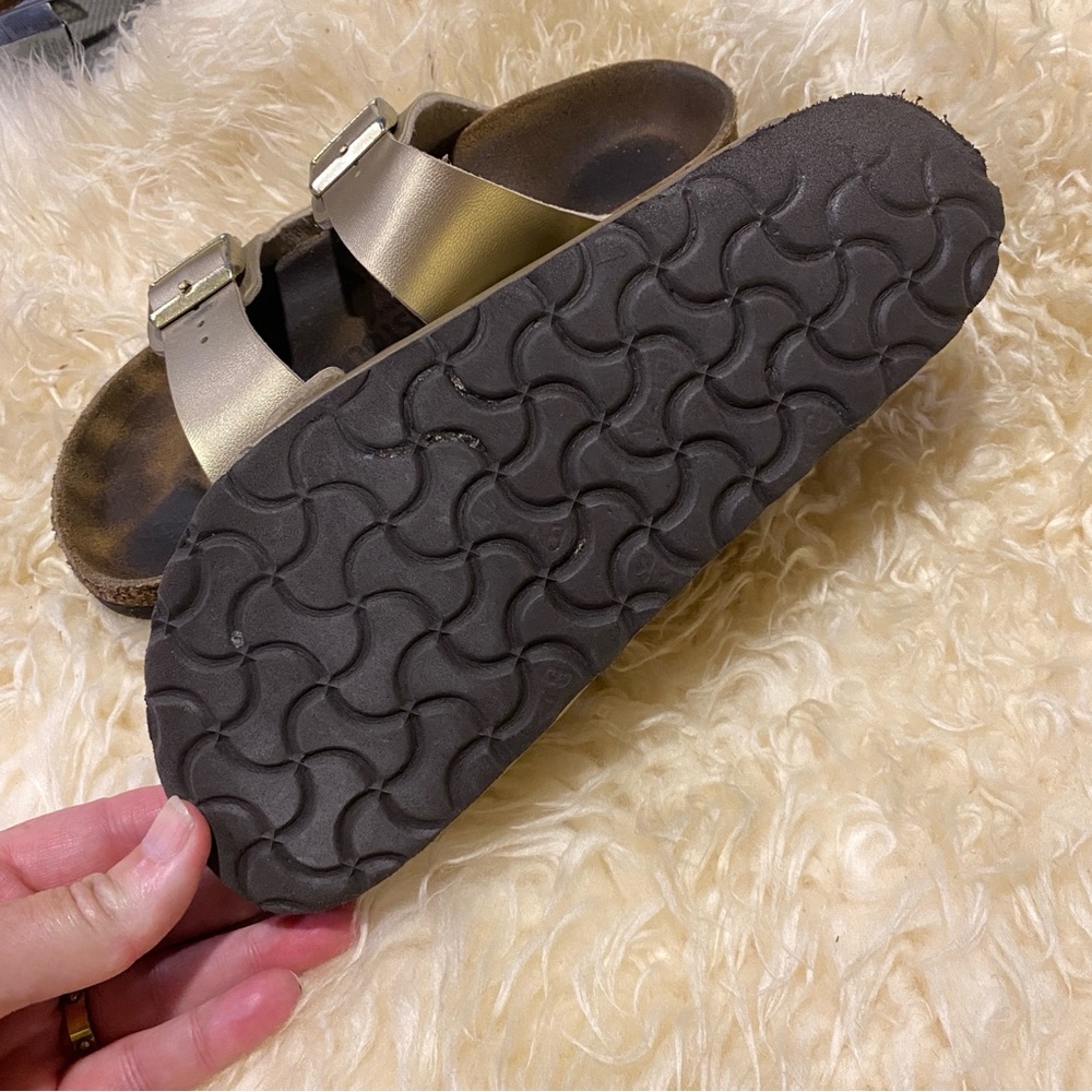 Birkenstock Metallic Gold arizona two strap Sandals 36/6 - Picture 3 of 7